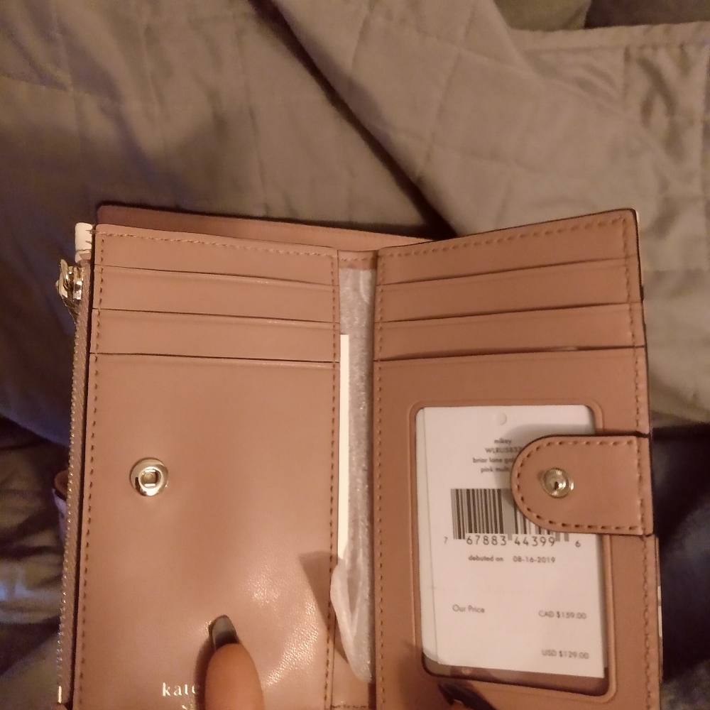 Kate Spade - Picture 4 of 6